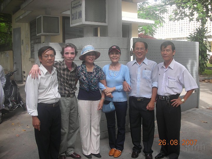 Hoa - Hai - Trang - Lien - Binh - Duong.JPG - Từ trái:Hóa, Hải, Trang, Thanh Liên, Bình, Dưỡng